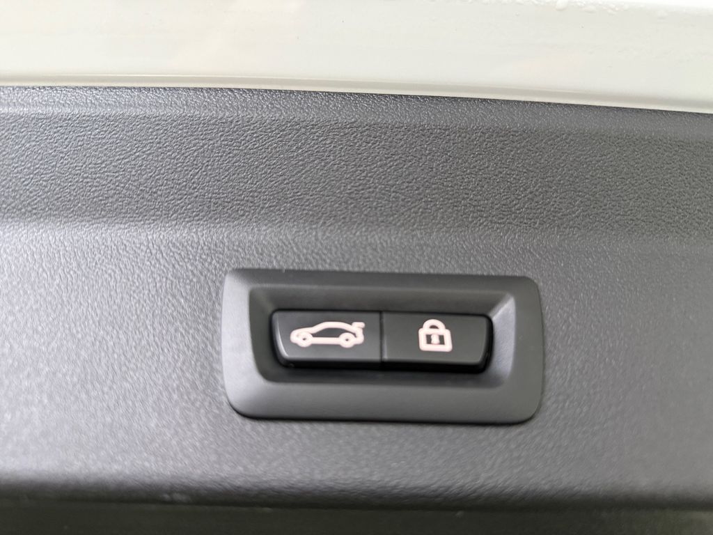 BMW iX3 2021