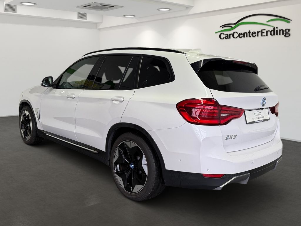 BMW iX3 2021