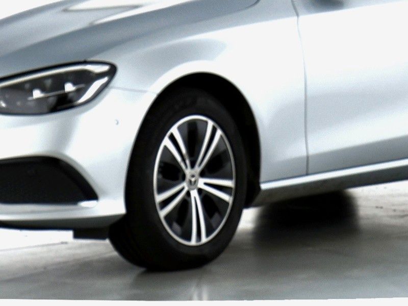 Mercedes-Benz E 220 2022