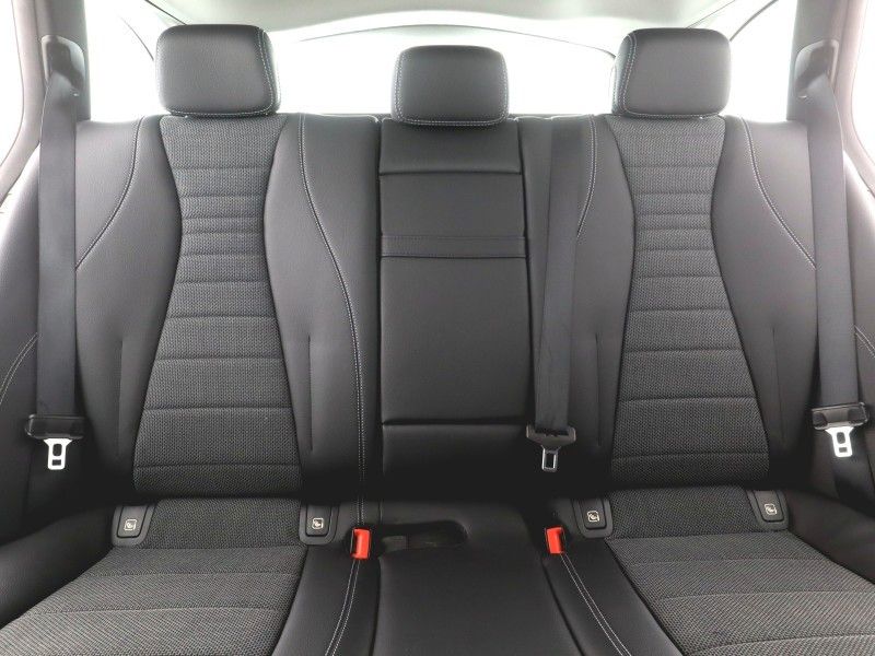 Mercedes-Benz E 220 2022