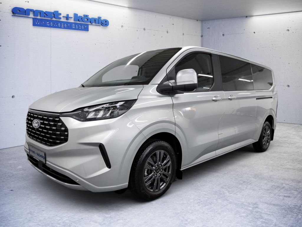 Ford Tourneo Custom 2025