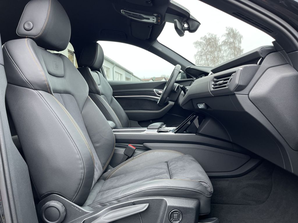 Audi e-tron 2022