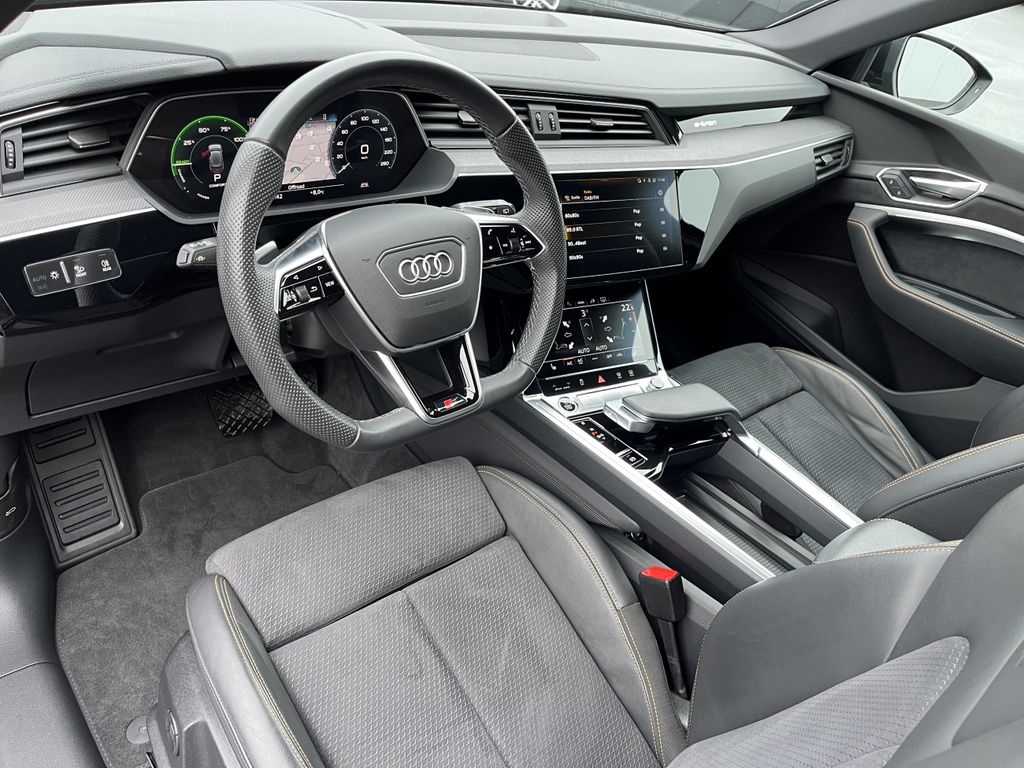 Audi e-tron 2022