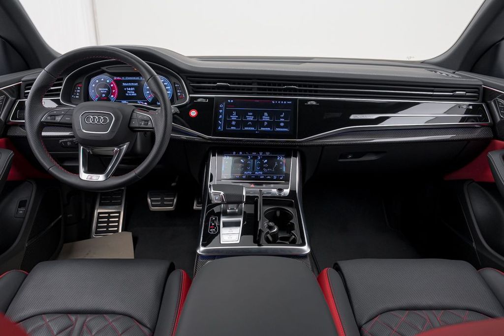 Audi SQ8 2023