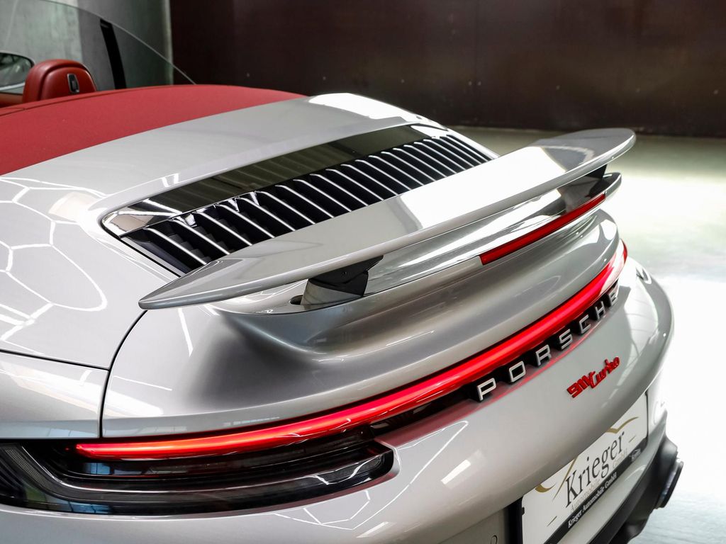 Porsche 992 2020