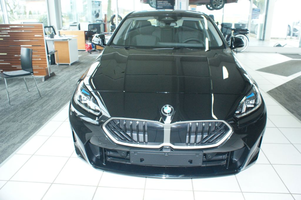 BMW 120 2024