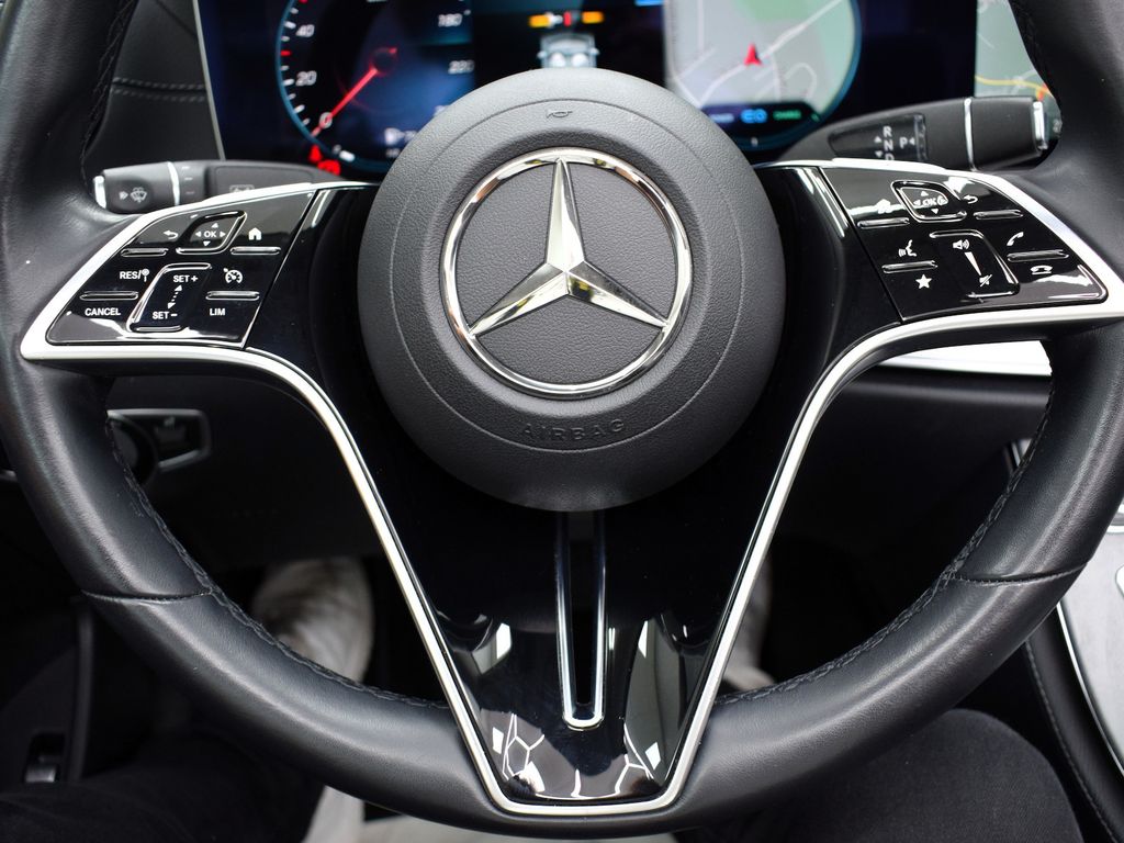 Mercedes-Benz E 200 2022