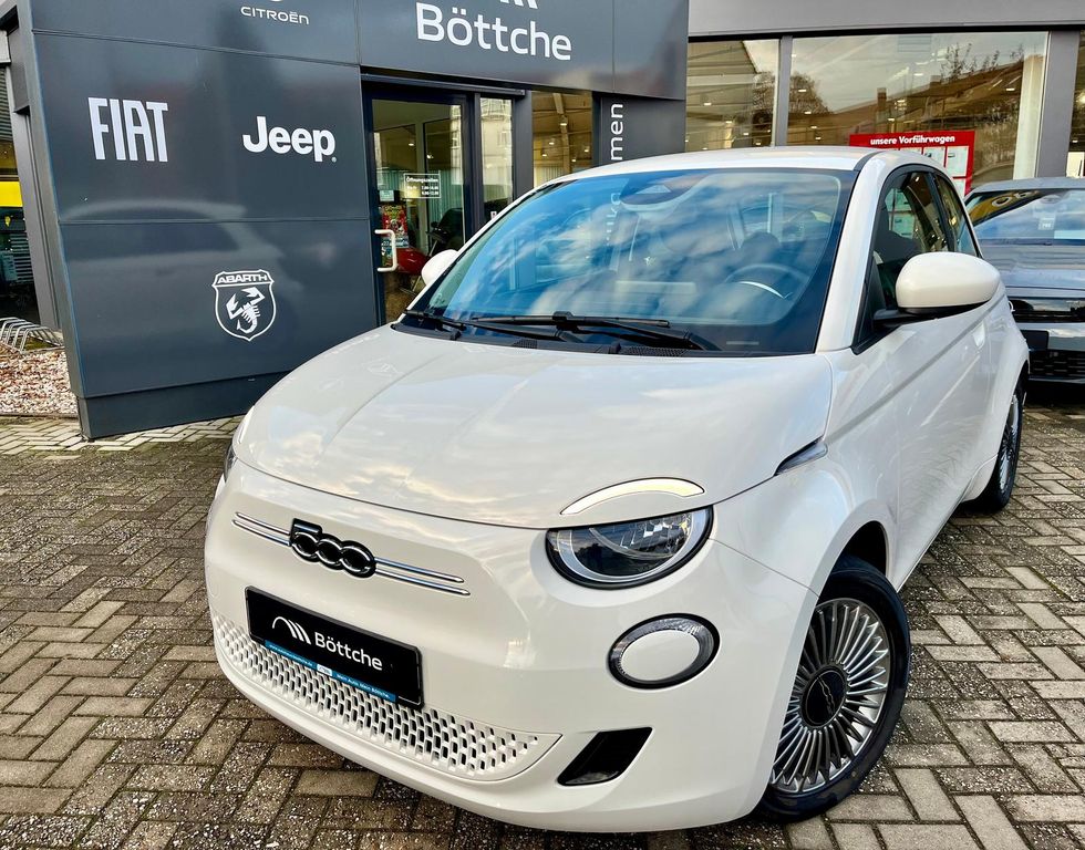 Fiat 500e 2023