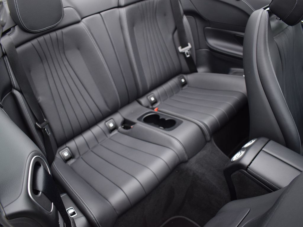 Mercedes-Benz E 200 2022