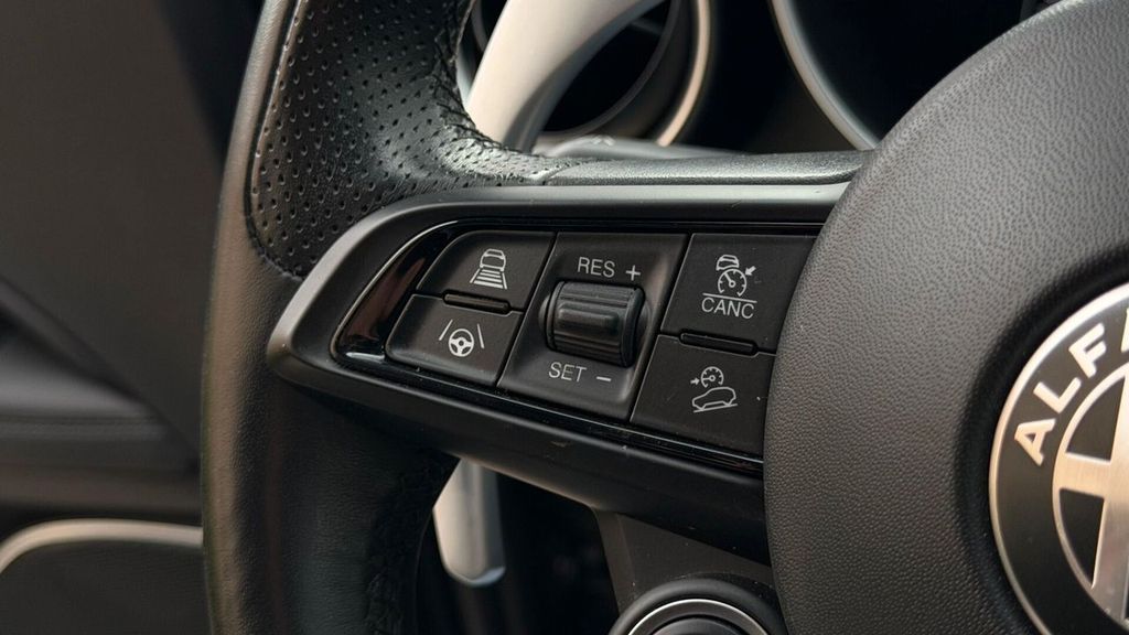 Alfa Romeo Stelvio 2022