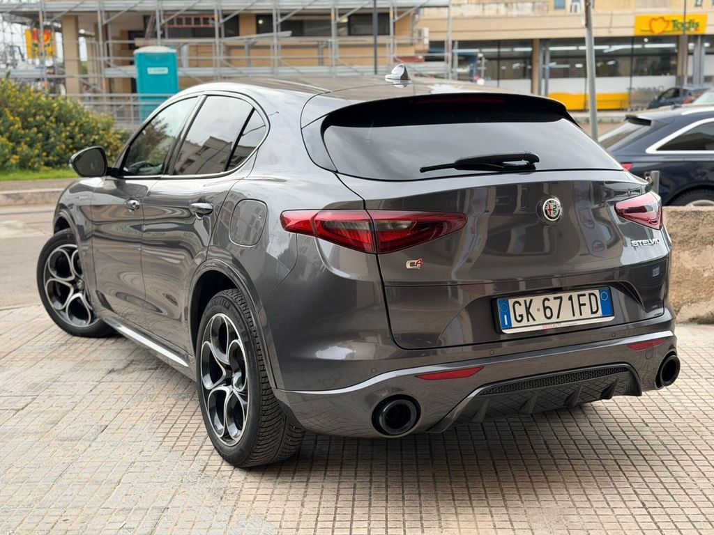 Alfa Romeo Stelvio 2022