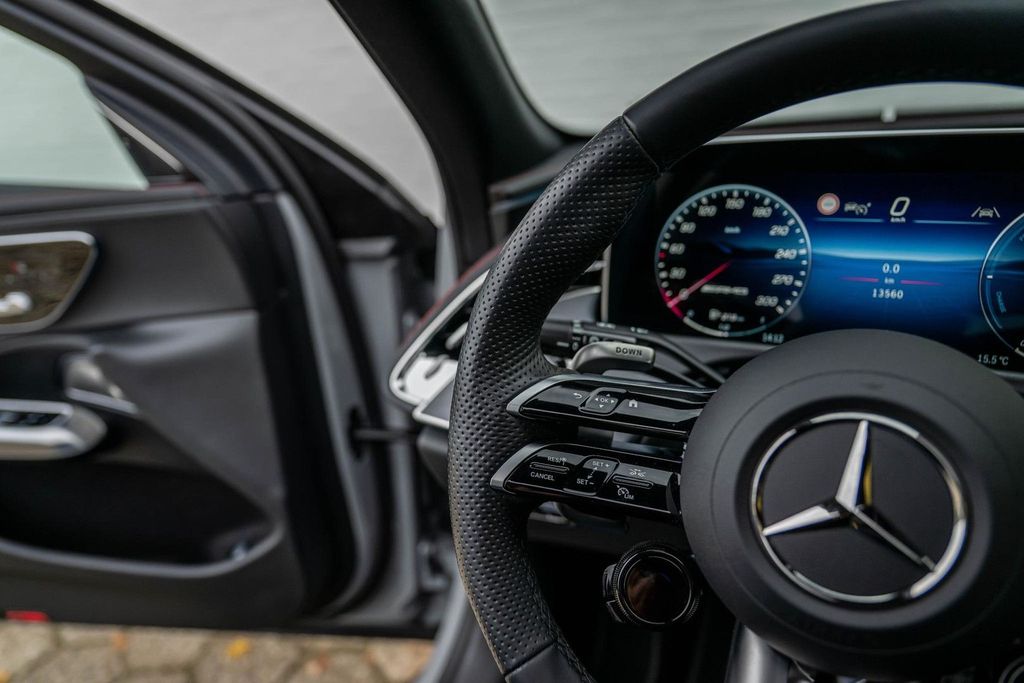 Mercedes-Benz E 53 AMG 2025