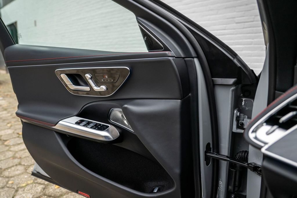 Mercedes-Benz E 53 AMG 2025