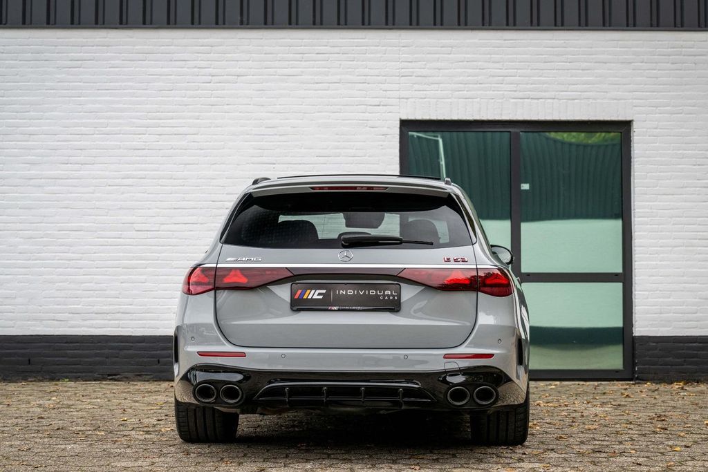 Mercedes-Benz E 53 AMG 2025