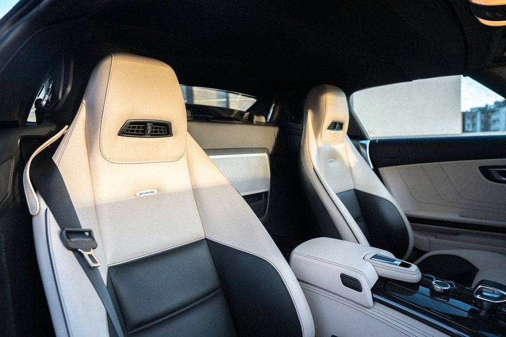 Mercedes-Benz SLS AMG 2012