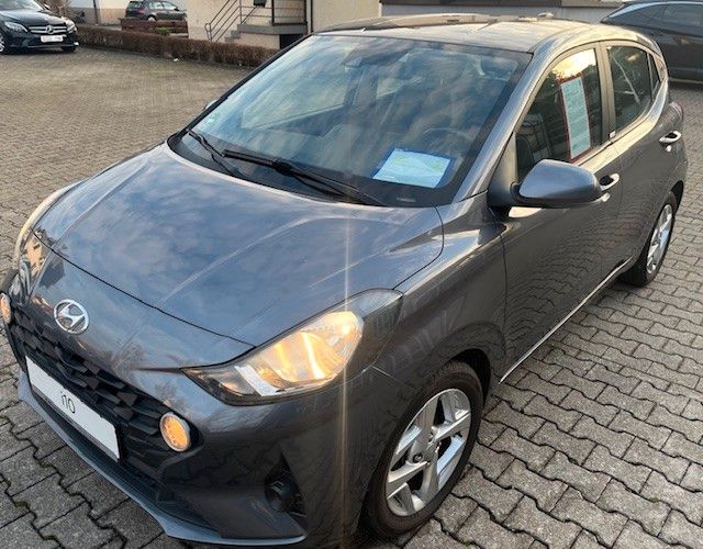 Hyundai i10 2021