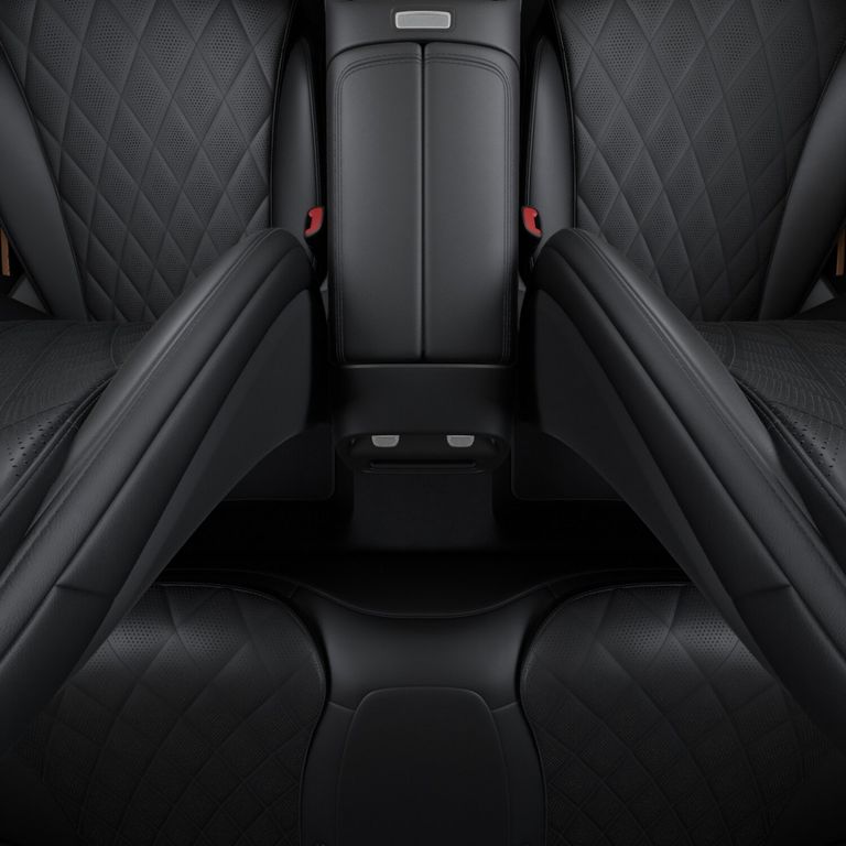 Mercedes-Benz E 300 2025