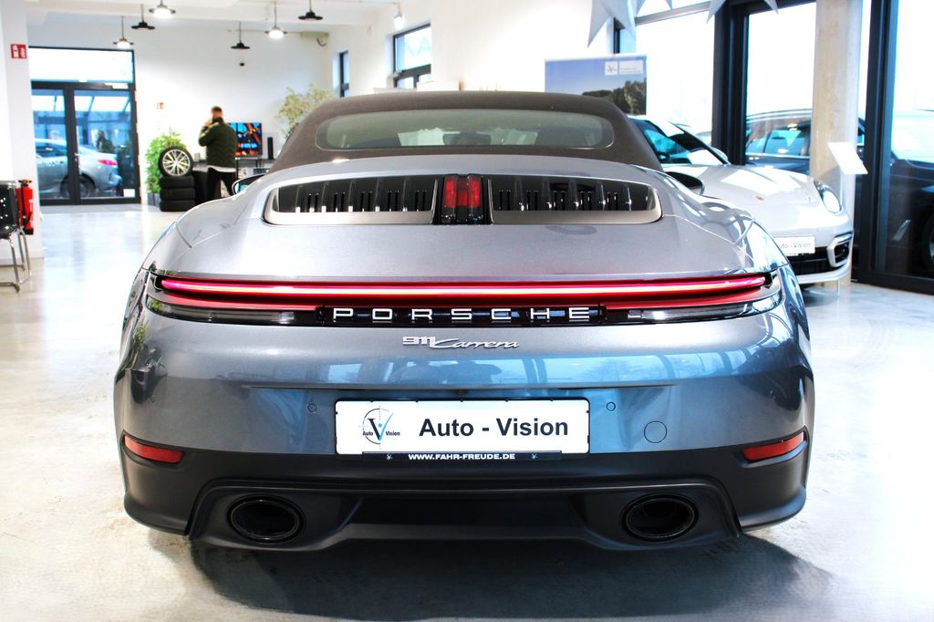 Porsche 992 2025