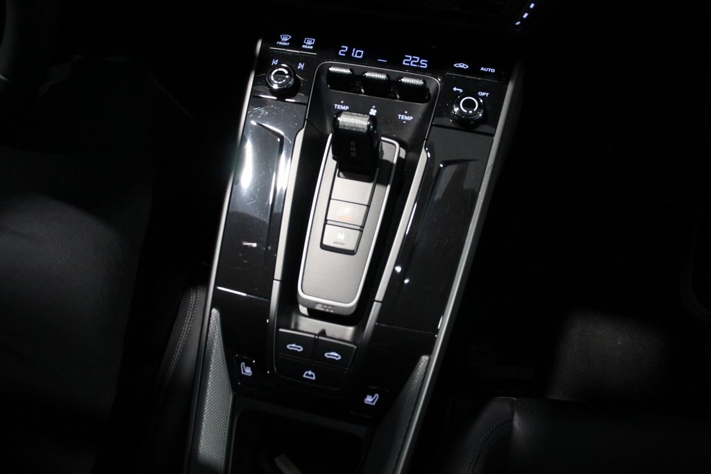 Porsche 992 2025