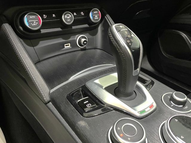 Alfa Romeo Stelvio 2020