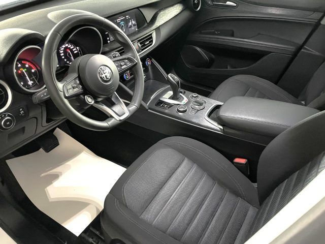 Alfa Romeo Stelvio 2020