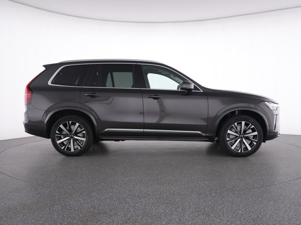 Volvo XC90 2025