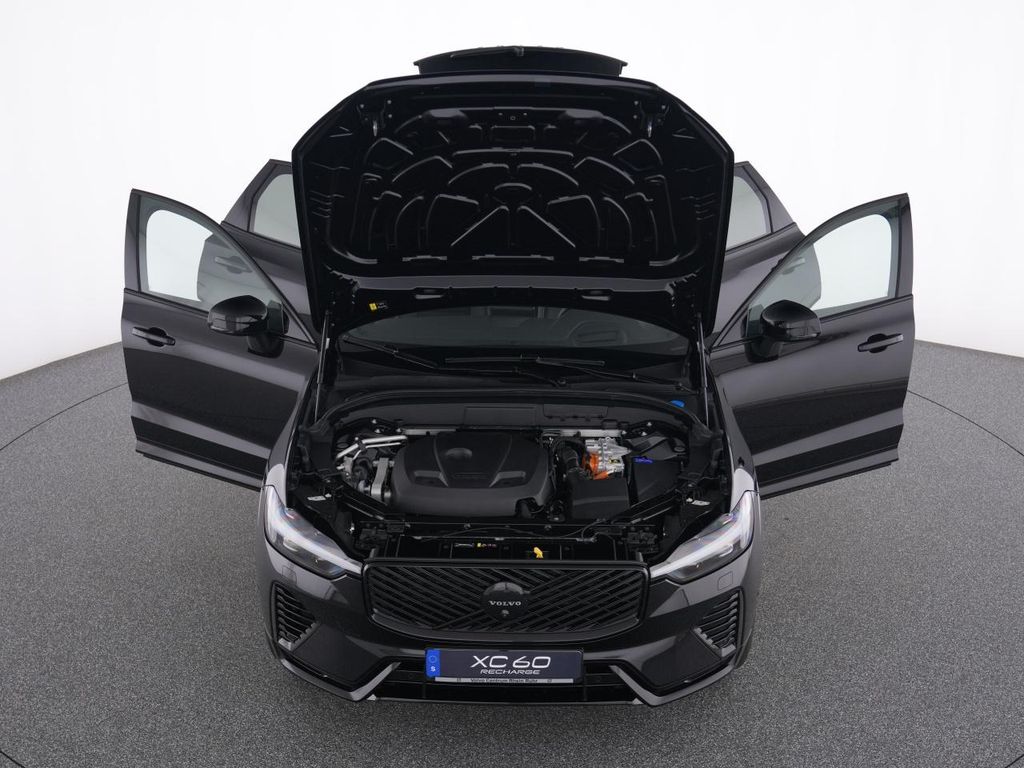 Volvo XC60 2025