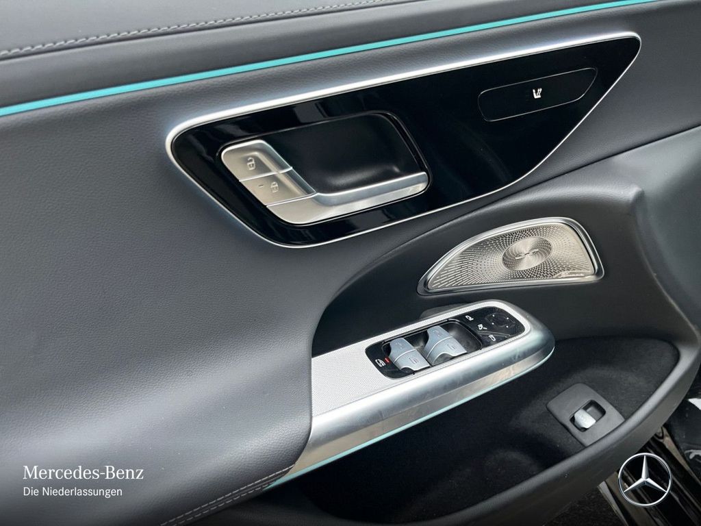 Mercedes-Benz E 300 2025