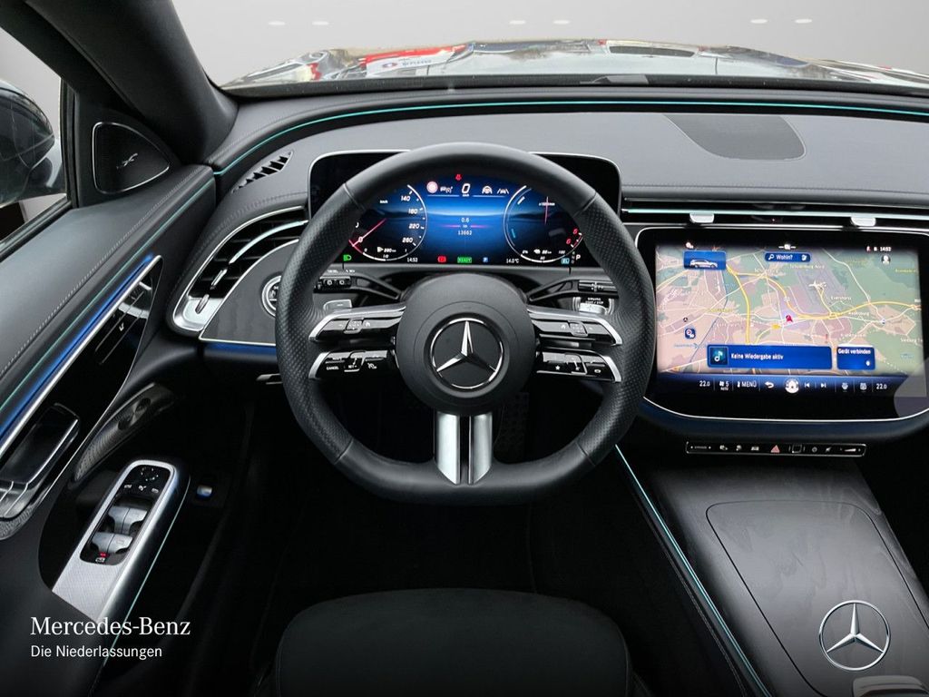 Mercedes-Benz E 300 2025