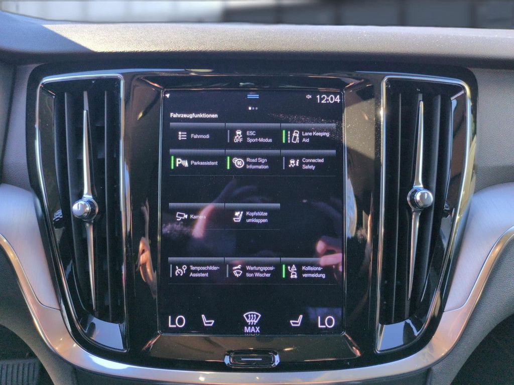 Volvo V60 Cross Country 2021