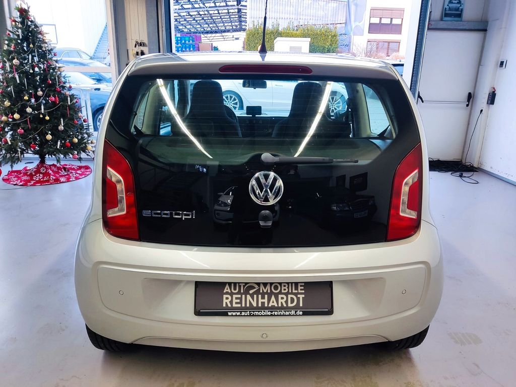 Volkswagen up! 2013