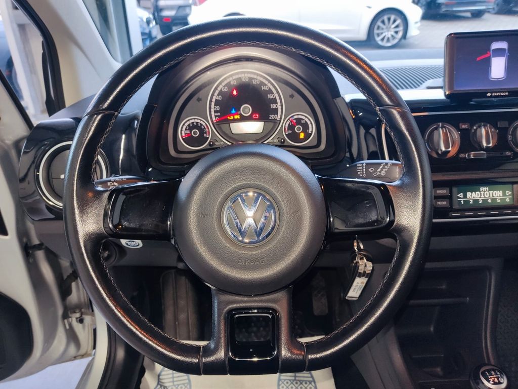 Volkswagen up! 2013