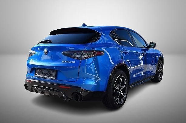 Alfa Romeo Stelvio 2023