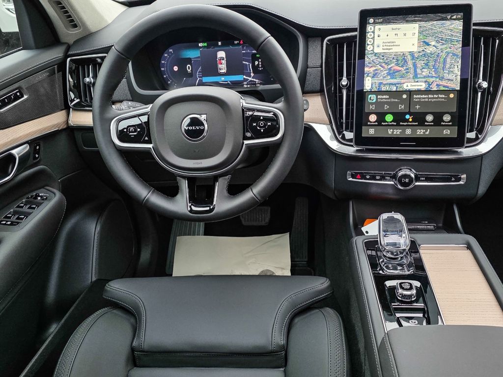 Volvo XC90 2025