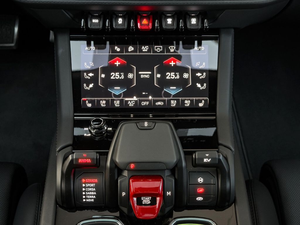 Lamborghini Urus 2025