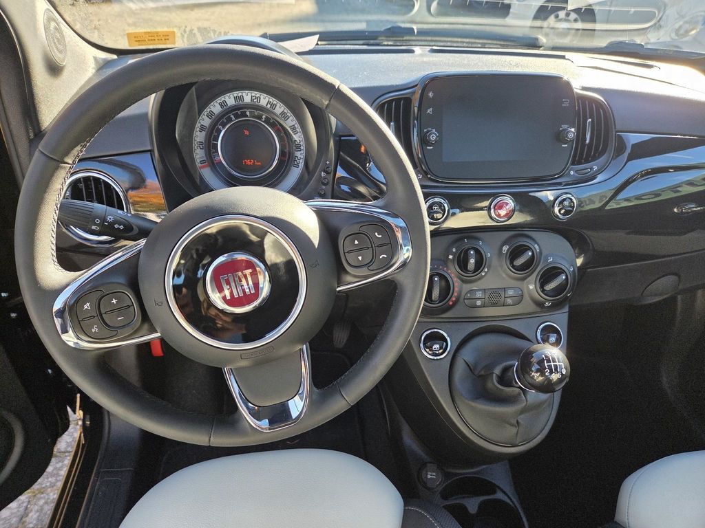 Fiat 500 2023
