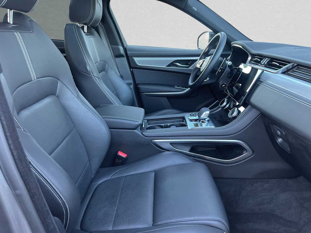 Jaguar F-Pace 2025