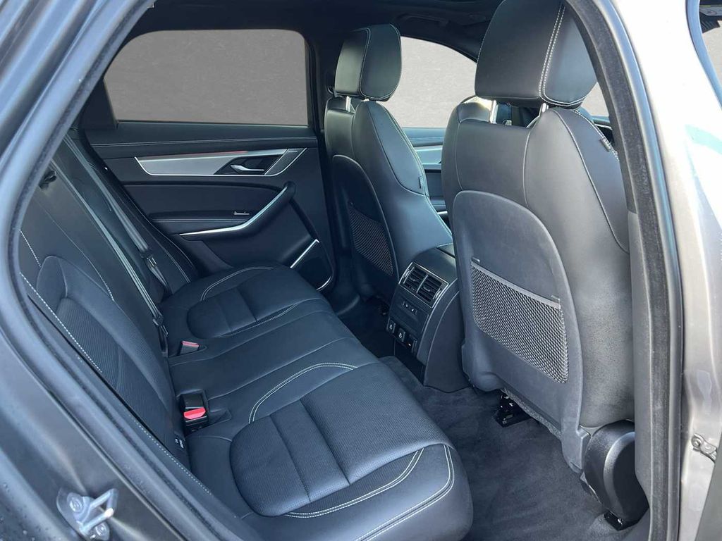 Jaguar F-Pace 2025