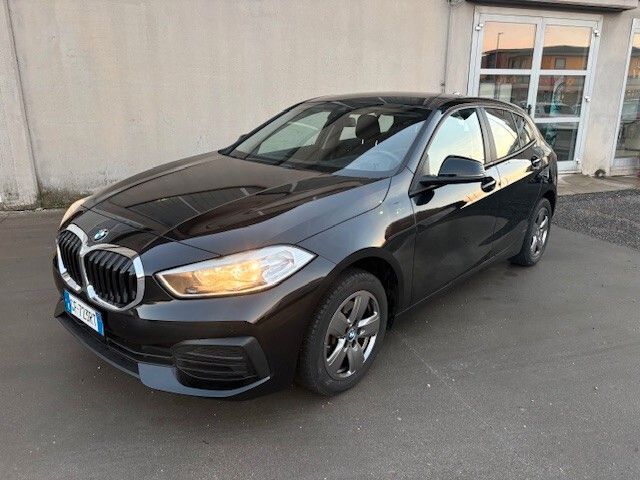 BMW 116 2021