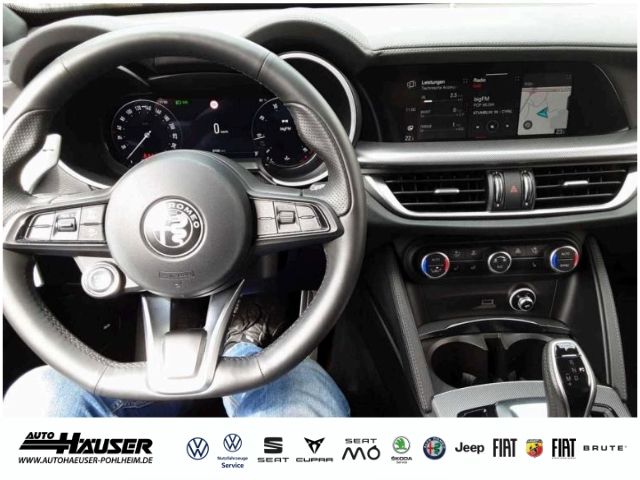 Alfa Romeo Stelvio 2023