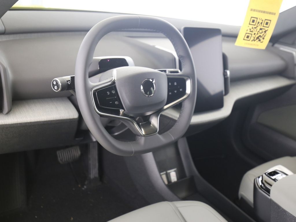 Volvo EX30 2025