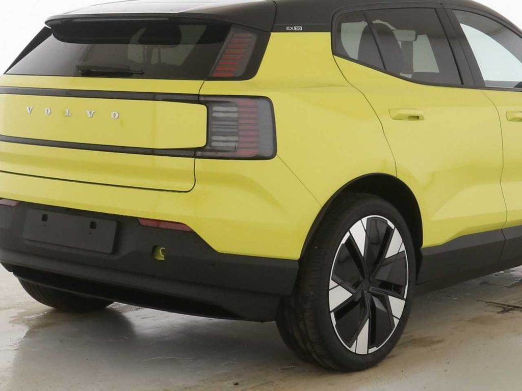 Volvo EX30 2025