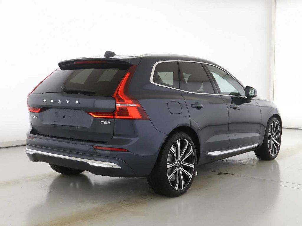 Volvo XC60 2025