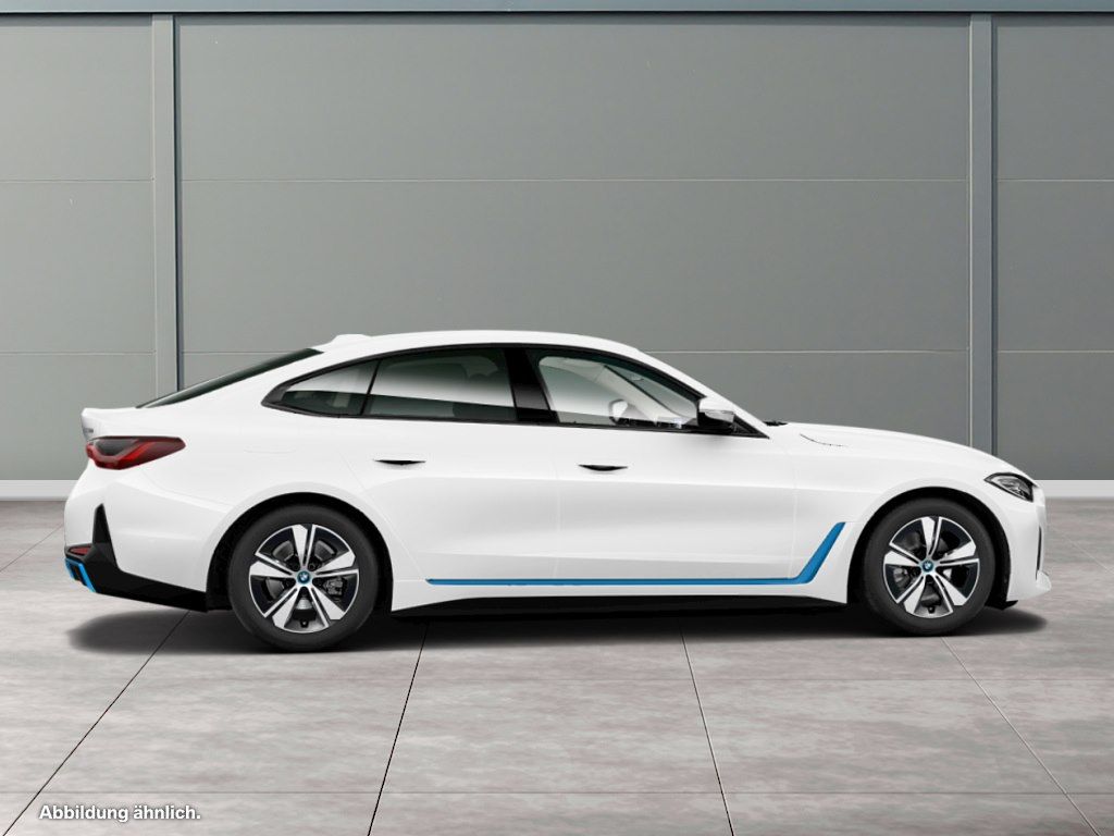 BMW i4 2023