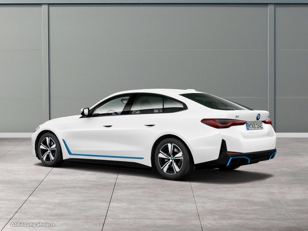 BMW i4 2023