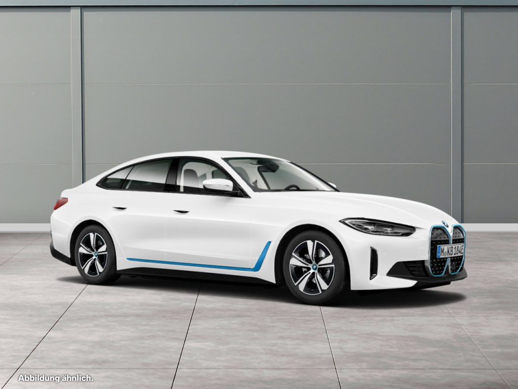 BMW i4 2023