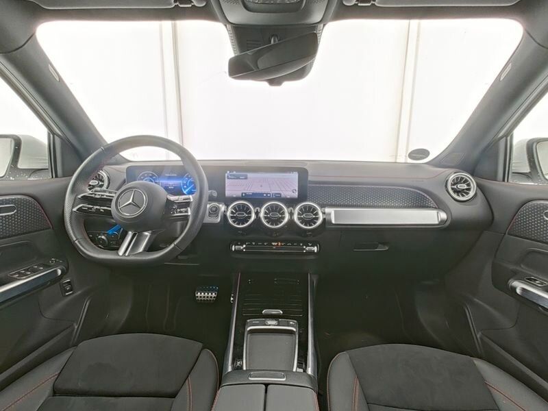 Mercedes-Benz EQB 2024