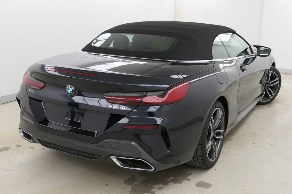 BMW M850 2025