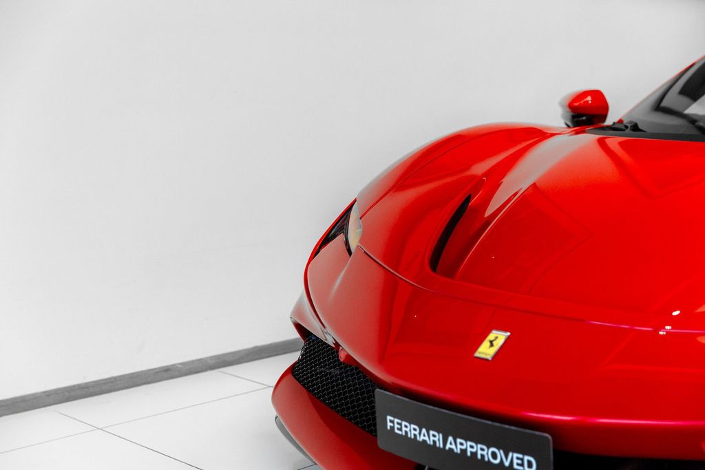 Ferrari SF90 2023