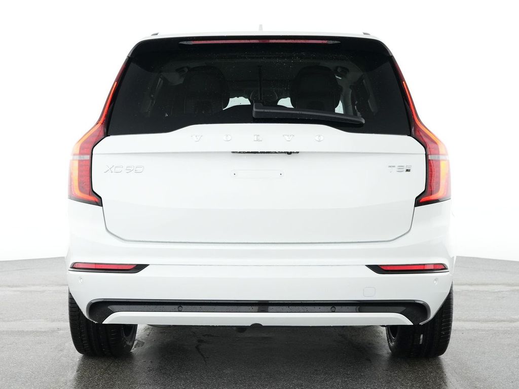 Volvo XC90 2025